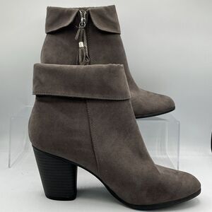 Lauren Conrad Sweet Pea Women's Side Zip Ankle Boots Size 10M Gray Tassel Pulls